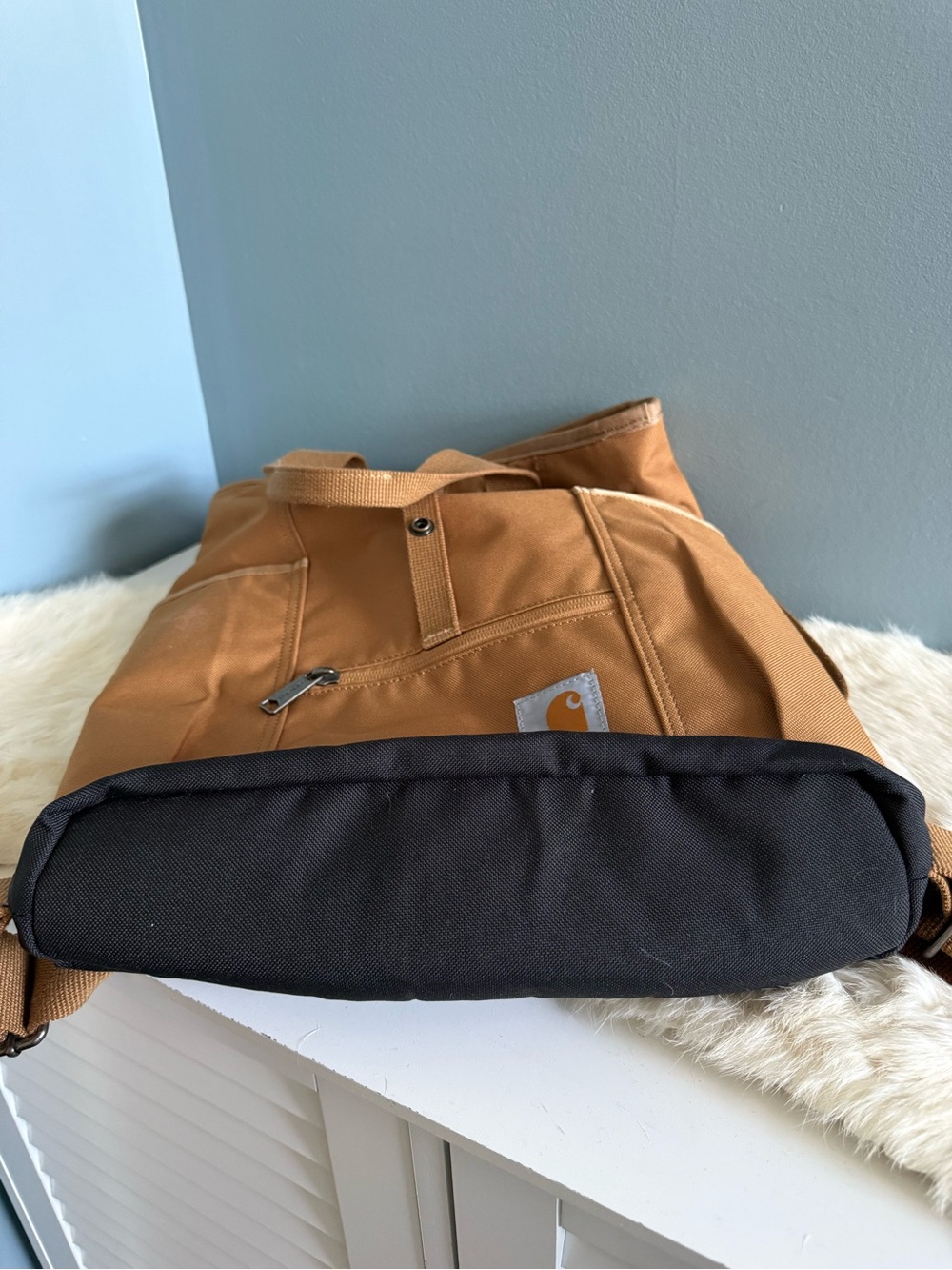 Carhartt Women's Hybrid Duck Brown Convertible Backpack - Picture 9 of 9